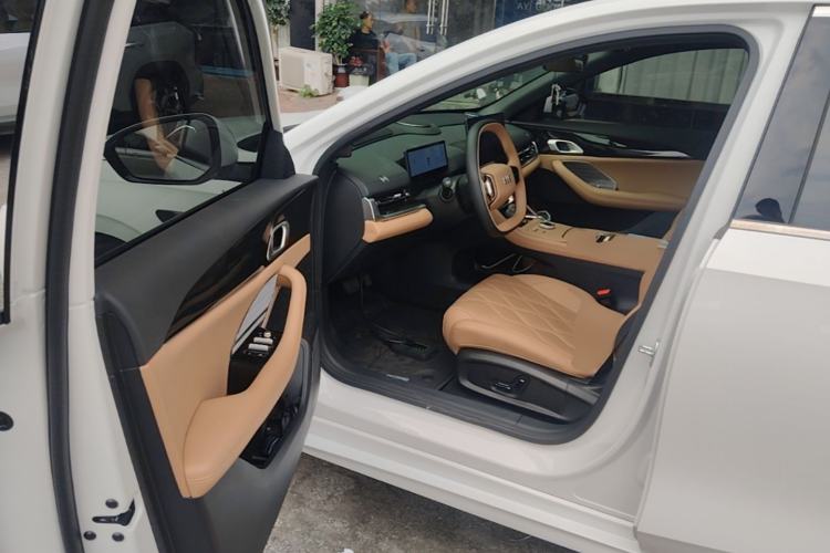 Used Geely Galaxy A7 2025 Model EM-i 150km Exploration+ Edition Driver Seat