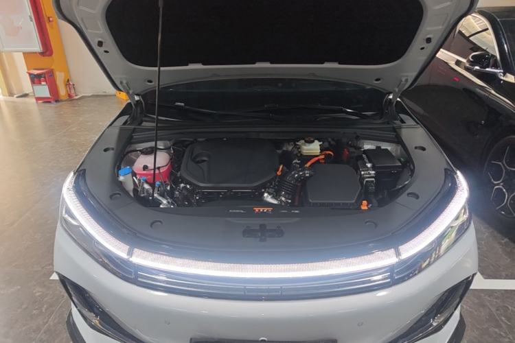 Used Geely Galaxy A7 2025 Model EM-i 150km Exploration+ Edition Engine Bay