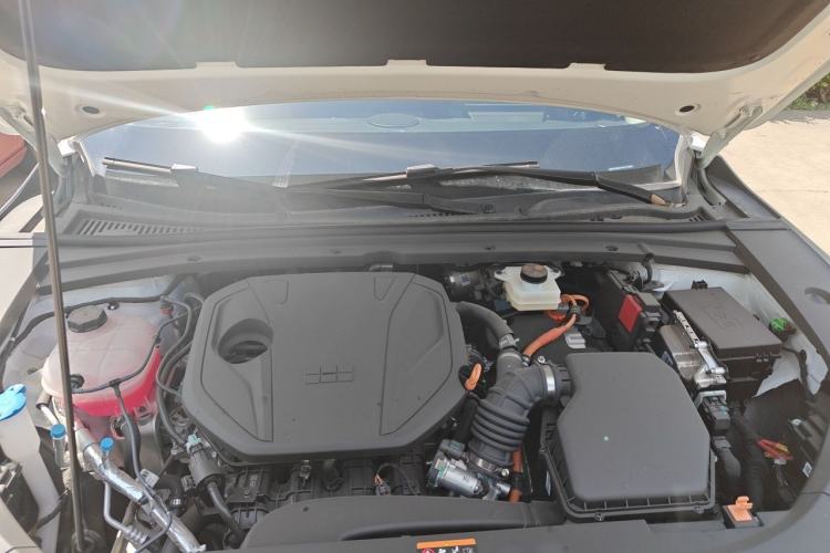 Used Geely Galaxy A7 2025 Model EM-i 150km Long-Distance Edition Engine Bay
