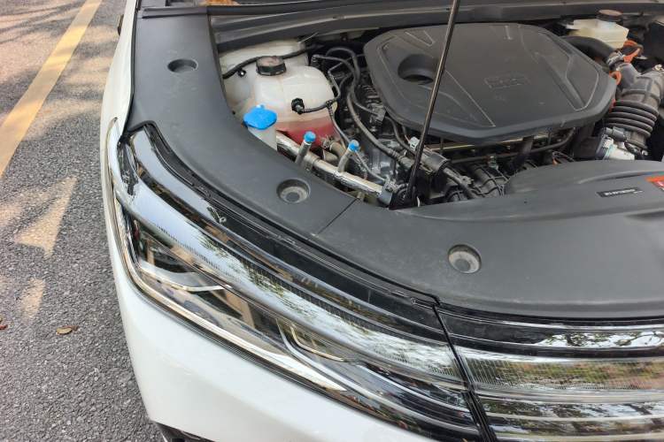 Used Geely Galaxy A7 2025 Model EM-i 150km Exploration+ Edition Engine Bay Right