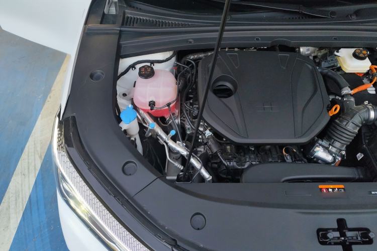 Used Geely Galaxy A7 2025 Model EM-i 150km Starship Edition Engine Bay Right