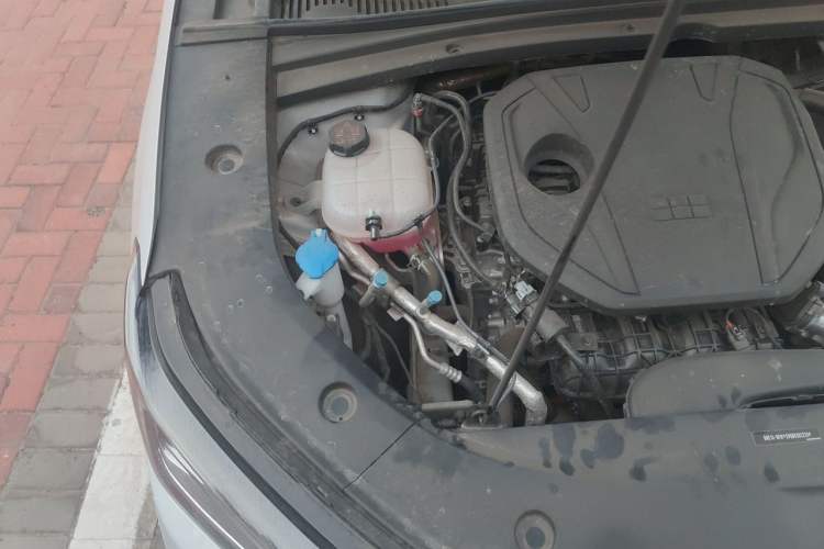 Used Geely Galaxy A7 2025 Model EM-i 70km Luxury Edition Engine Bay Right