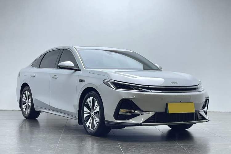 Used Geely Galaxy A7 2025 Model EM-i 150km Exploration+ Edition Exterior 1