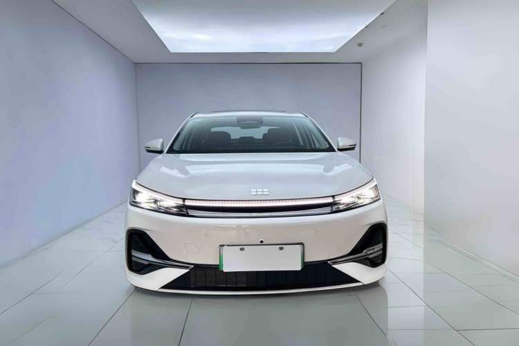 Used Geely Galaxy A7 2025 Model EM-i 150km Exploration+ Edition Exterior 1