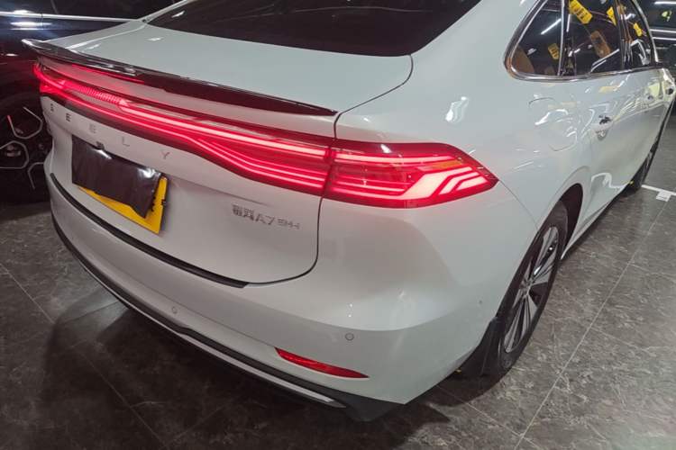 Used Geely Galaxy A7 2025 Model EM-i 150km Exploration+ Edition Exterior 3