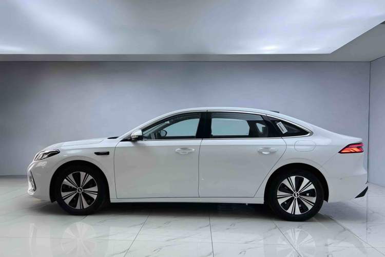 Used Geely Galaxy A7 2025 Model EM-i 150km Exploration+ Edition Exterior 3
