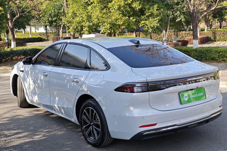 Used Geely Galaxy A7 2025 Model EM-i 70km Launch Edition Exterior 6