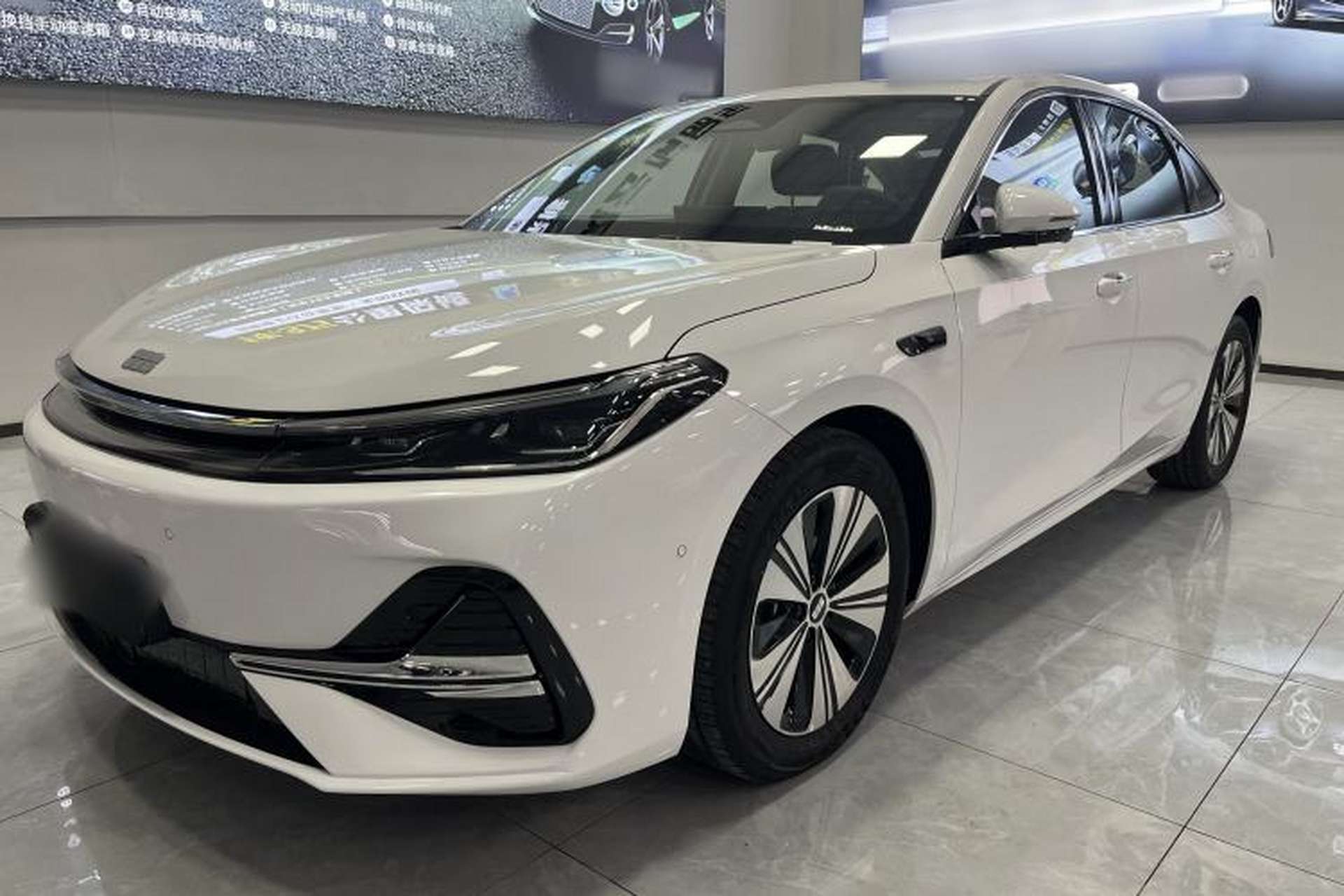 Used Geely Galaxy A7 2025 Model EM-i 150km Exploration+ Edition Front Left 45 Deg