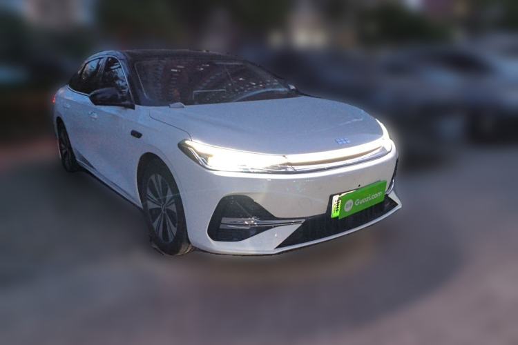 Used Geely Galaxy A7 2025 Model EM-i 150km Long-Distance Edition Front Right 45 Deg