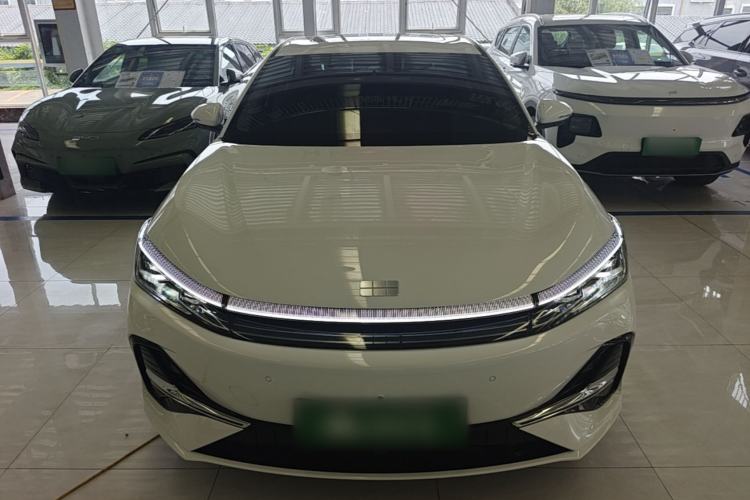 Used Geely Galaxy A7 2025 Model EM-i 150km Long-Distance Edition Front