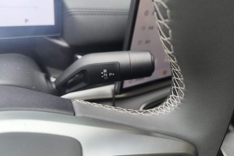 Used Geely Galaxy A7 2025 Model EM-i 150km Exploration+ Edition Gear Lever