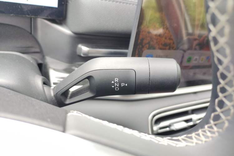 Used Geely Galaxy A7 2025 Model EM-i 150km Exploration+ Edition Gear Lever