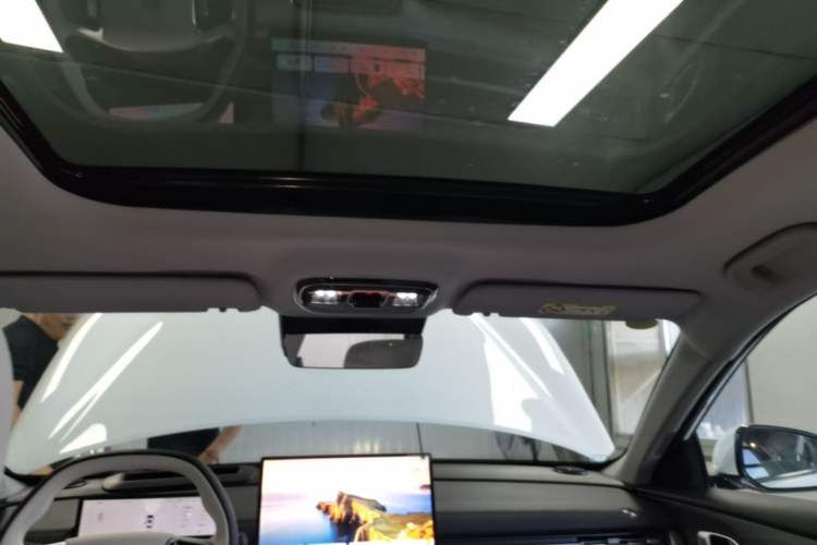 Used Geely Galaxy A7 2025 Model EM-i 150km Starship Edition Headliner