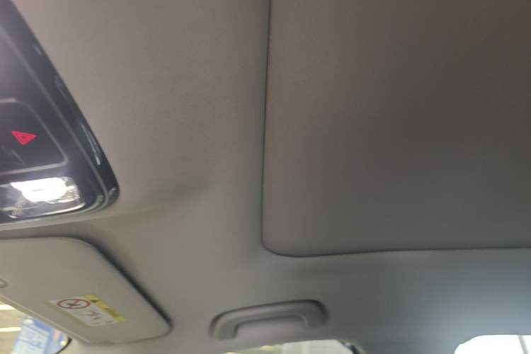 Used Geely Galaxy A7 2025 Model EM-i 150km Long-Distance Edition Headliner