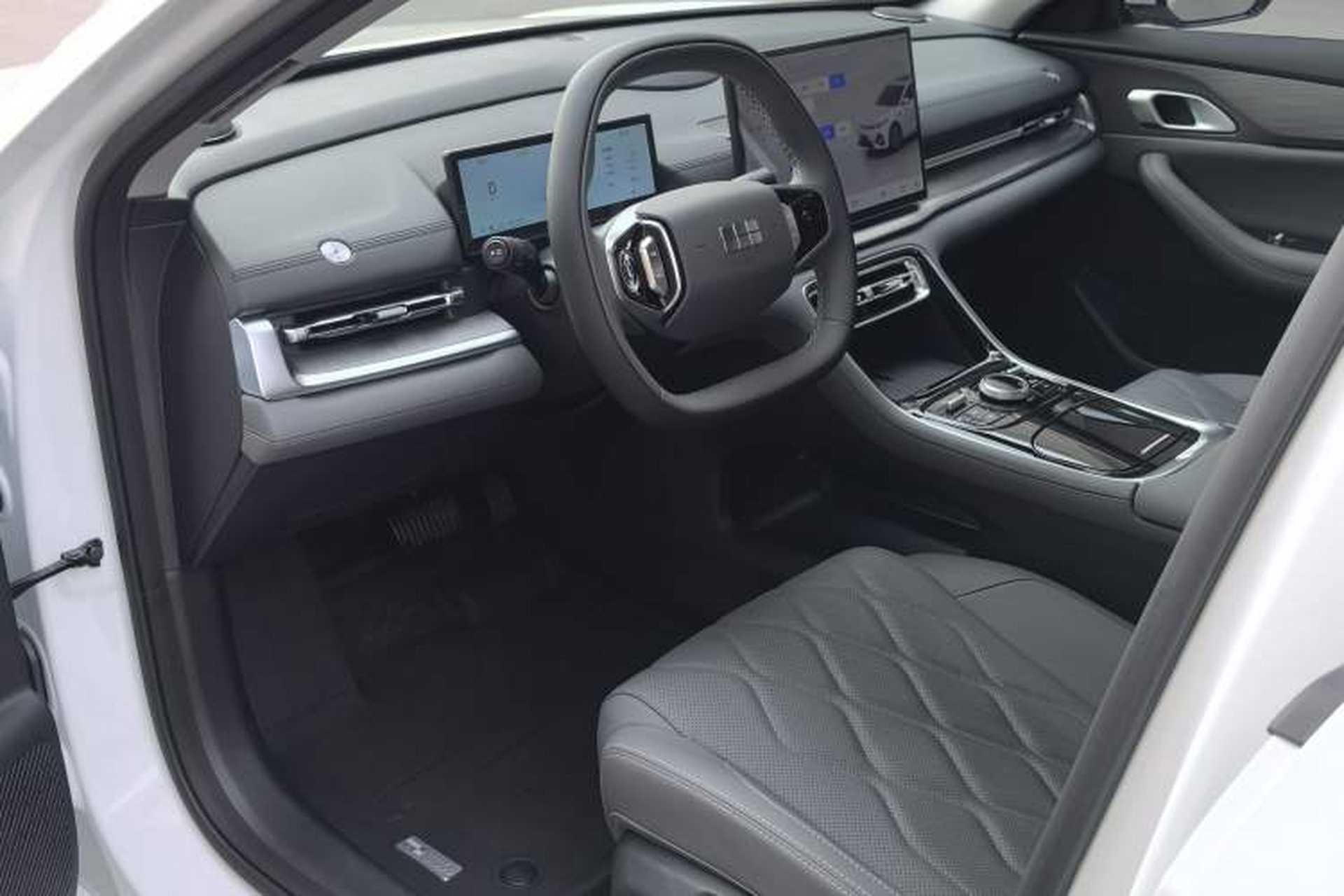 Used Geely Galaxy A7 2025 Model EM-i 70km Luxury Edition Interior 1