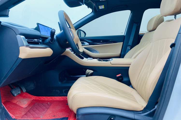 Used Geely Galaxy A7 2025 Model EM-i 150km Starship Edition Interior 2