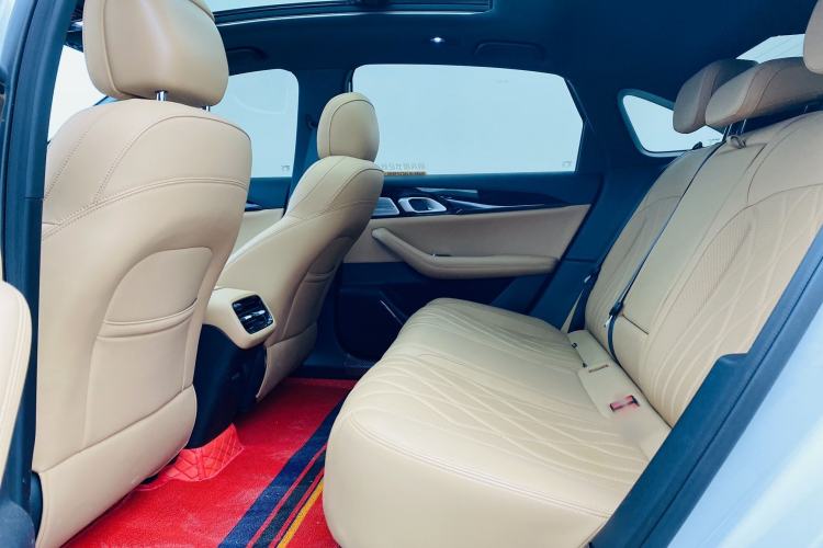 Used Geely Galaxy A7 2025 Model EM-i 150km Starship Edition Interior 3