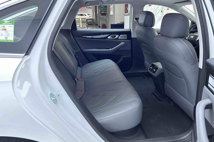 Used Geely Galaxy A7 2025 Model EM-i 150km Exploration+ Edition Interior 4
