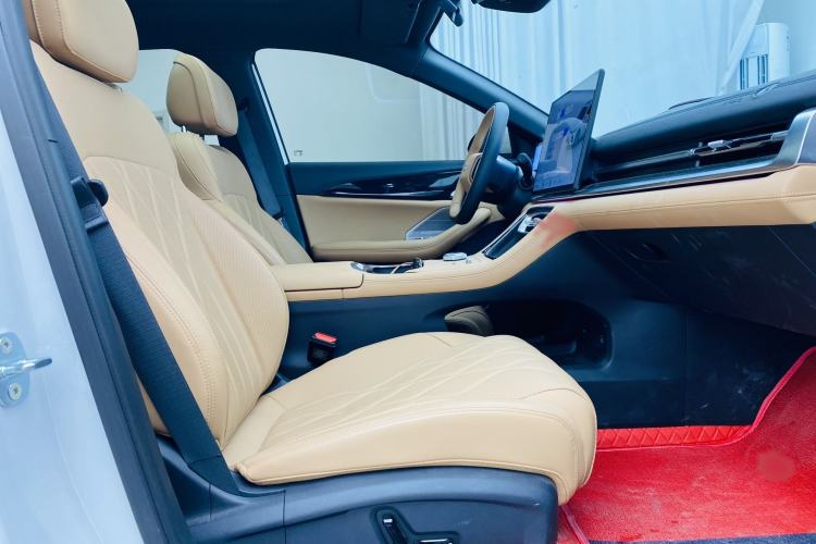 Used Geely Galaxy A7 2025 Model EM-i 150km Starship Edition Interior 4