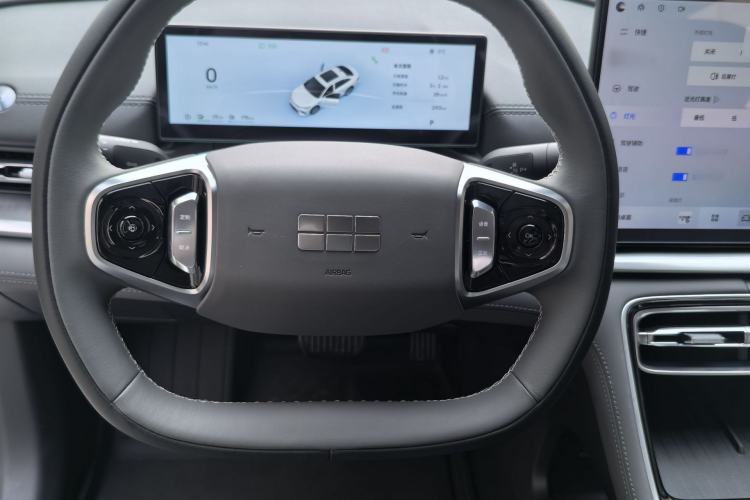 Used Geely Galaxy A7 2025 Model EM-i 70km Luxury Edition Interior 9