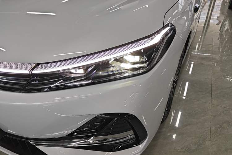 Used Geely Galaxy A7 2025 Model EM-i 150km Starship Edition Left Front Headlight