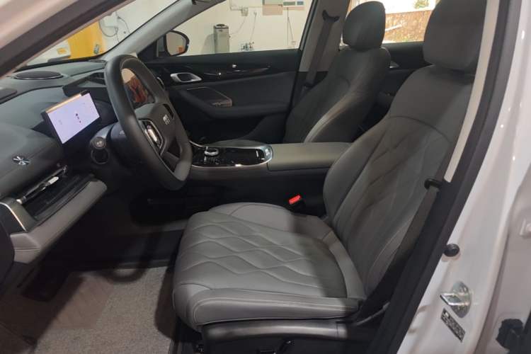 Used Geely Galaxy A7 2025 Model EM-i 150km Exploration+ Edition Left Front Seat