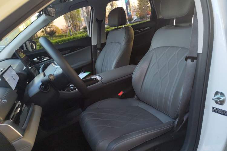 Used Geely Galaxy A7 2025 Model EM-i 150km Starship Edition Left Front Seat