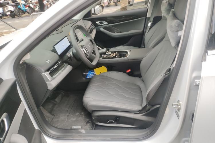 Used Geely Galaxy A7 2025 Model EM-i 70km Exploration Edition Left Front Seat