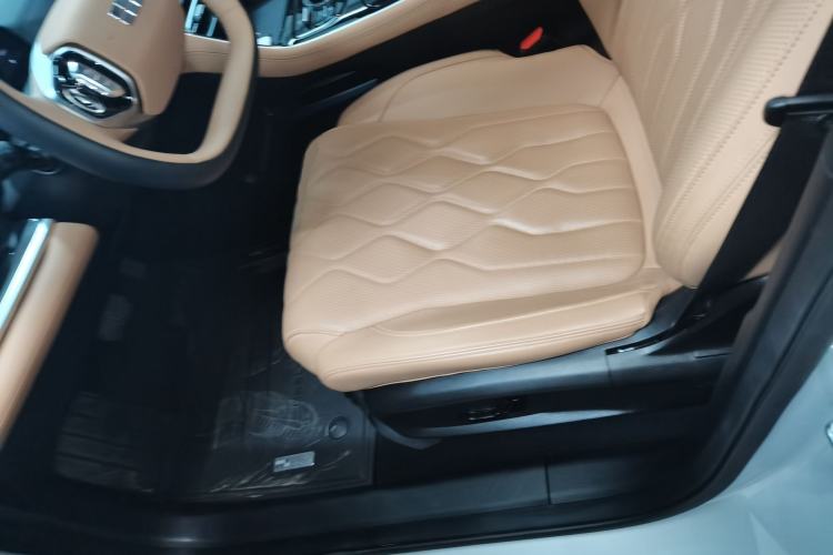 Used Geely Galaxy A7 2025 Model EM-i 150km Exploration+ Edition Left Front Seat