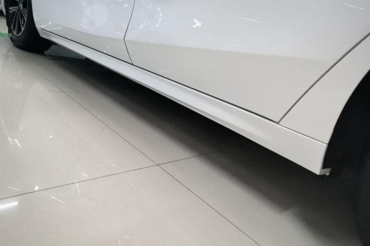 Used Geely Galaxy A7 2025 Model EM-i 70km Luxury Edition Left Side Sill