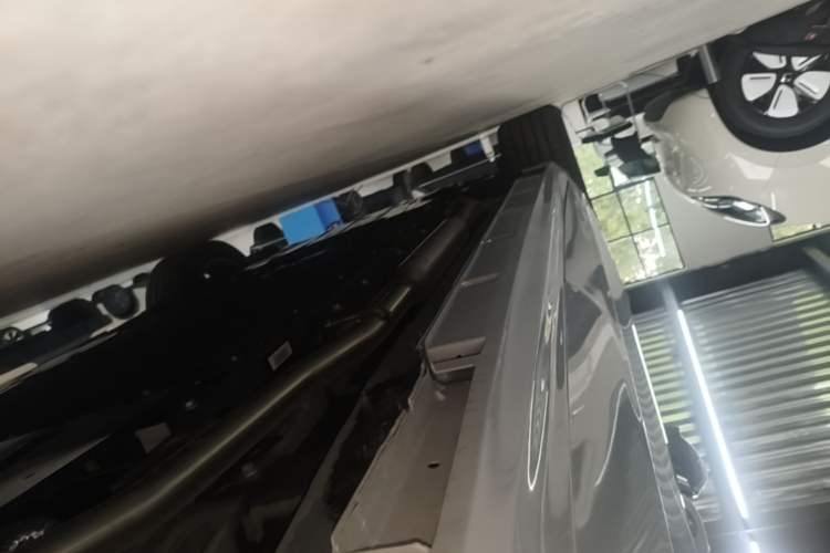 Used Geely Galaxy A7 2025 Model EM-i 150km Prestige Edition Left Side Sill