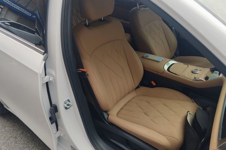 Used Geely Galaxy A7 2025 Model EM-i 150km Exploration+ Edition Right Front Seat