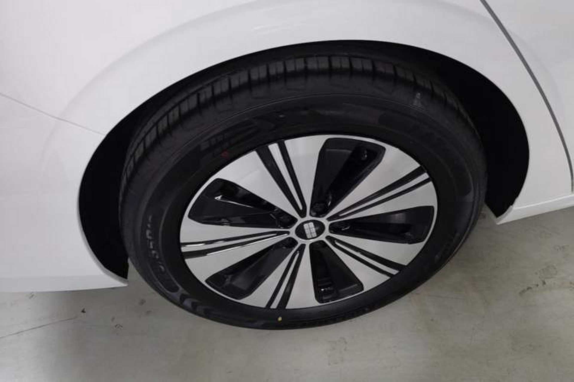 Used Geely Galaxy A7 2025 Model EM-i 150km Long-Distance Edition Right Rear Wheel Hub