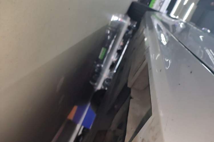 Used Geely Galaxy A7 2025 Model EM-i 70km Launch Edition Right Side Sill