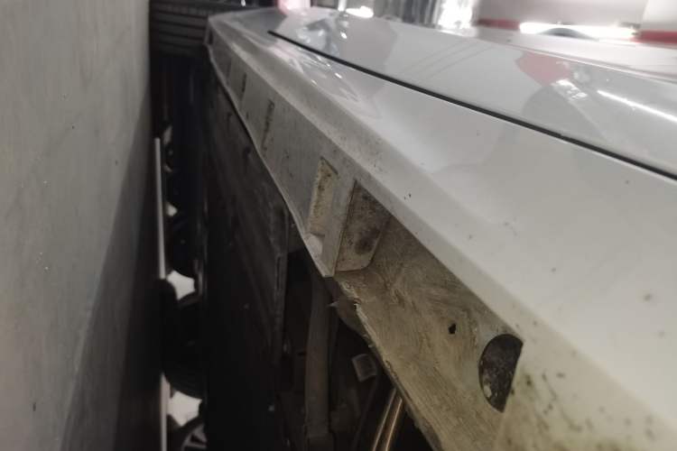 Used Geely Galaxy A7 2025 Model EM-i 150km Exploration+ Edition Right Side Sill
