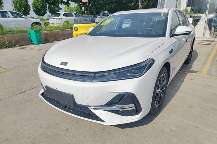 Used Geely Galaxy A7 2025 Model EM-i 70km Exploration Edition Guazi used car, China used car export, Used car for sale, Used Geely Galaxy cars, Cheapest cars for sale