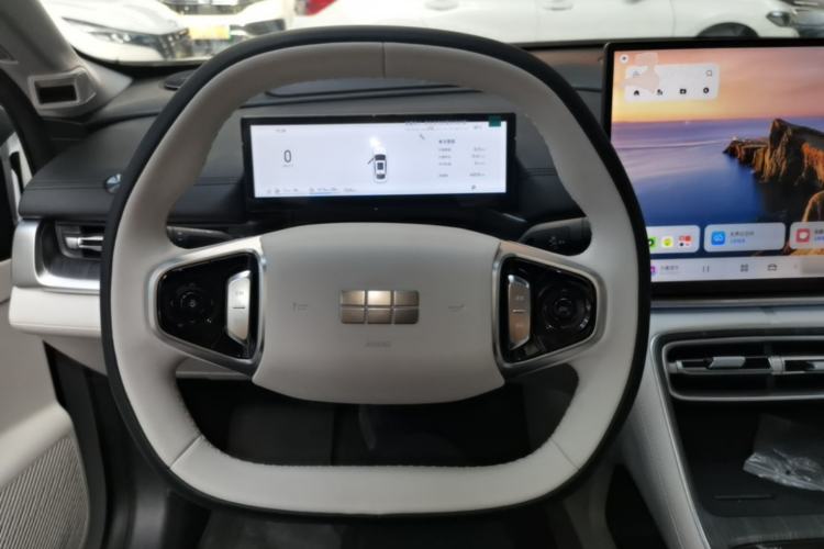 Used Geely Galaxy A7 2025 Model EM-i 150km Starship Edition Steering Wheel