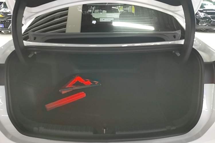 Used Geely Galaxy A7 2025 Model EM-i 150km Exploration+ Edition Trunk