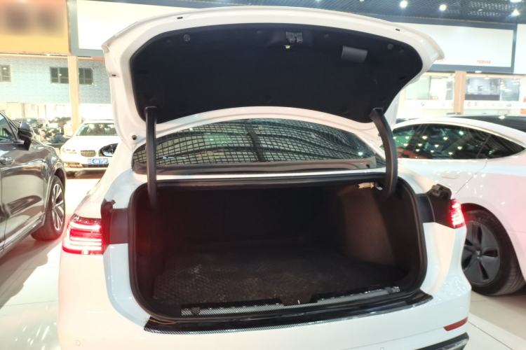 Used Geely Galaxy A7 2025 Model EM-i 150km Starship Edition Trunk