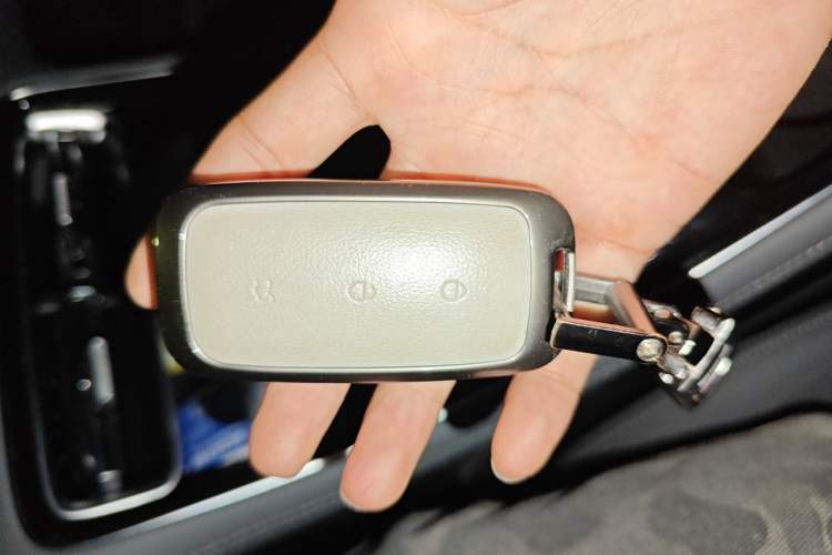 Used Geely Galaxy A7 2025 Model EM-i 150km Long-Distance Edition Vehicle Key