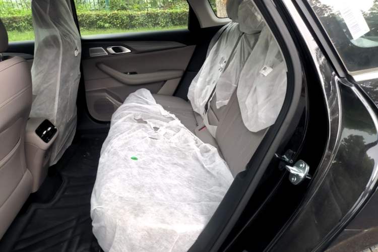 Used Geely Galaxy A7 2026 Model EV 550km Premium Edition Left Rear Seat