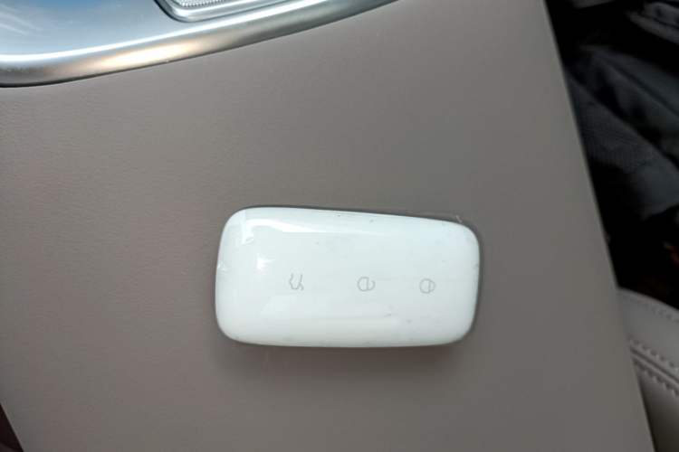 Used Geely Galaxy A7 2026 Model EV 550km Premium Edition Vehicle Key