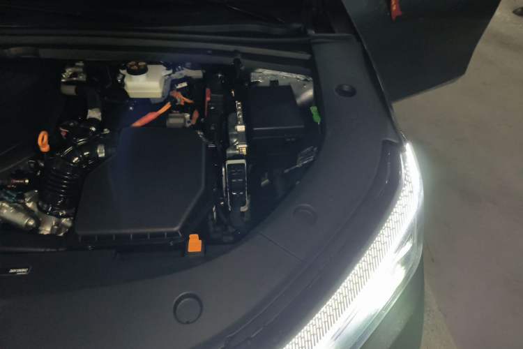 Used Geely Galaxy A7 2026 Model EM-i 235 km Starship Edition Engine Bay Left