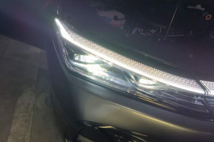 Used Geely Galaxy A7 2026 Model EM-i 235 km Starship Edition Right Front Headlight