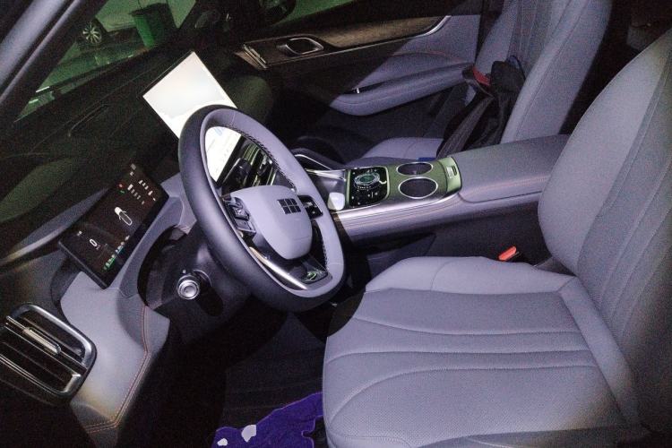 Used Geely Galaxy M7 2026 Model Yuanyoujia 225km Exploration+ Edition Left Front Seat