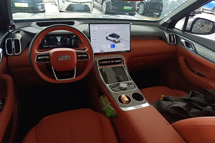 Used Geely Galaxy M7 2026 Model Yuanyoujia 225km Starship Edition Center Console