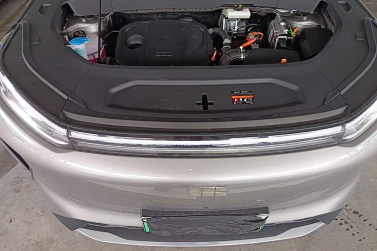 Used Geely Galaxy M7 2026 Model Yuanyoujia 225km Starship Edition Engine Bay