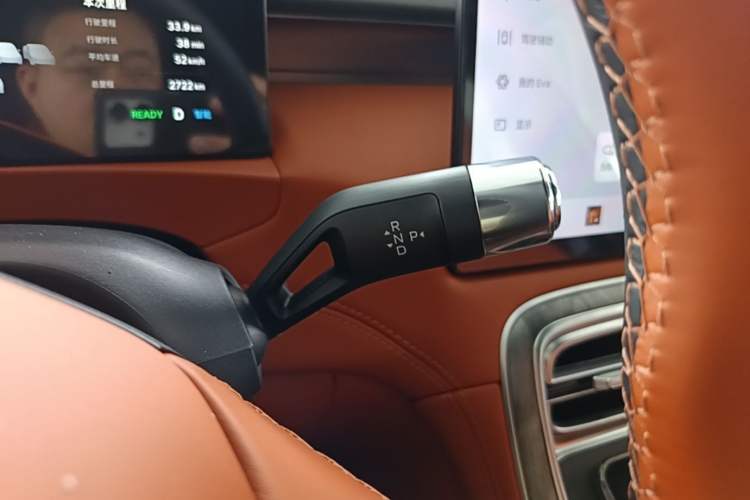 Used Geely Galaxy M7 2026 Model Yuanyoujia 225km Starship Edition Gear Lever