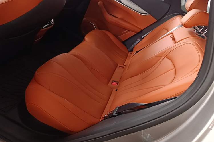 Used Geely Galaxy M7 2026 Model Yuanyoujia 225km Starship Edition Left Rear Seat