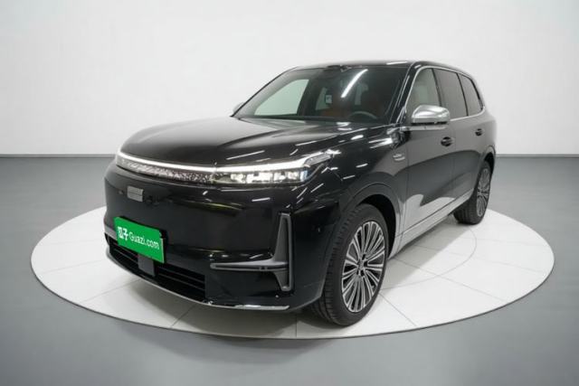 Used Geely Galaxy M9 2025 Model 210km Four-Wheel-Drive Leading Edition